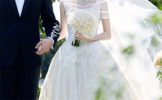 2025年12月25日是不是结婚吉日 今日办婚礼好不好