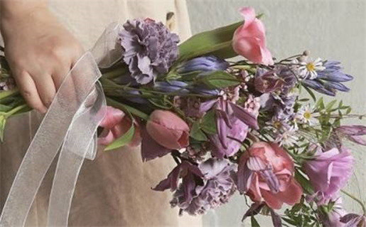 2026年04月25日结婚好吗 宜办婚礼吉日查询