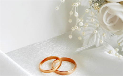 2025年农历九月十八是不是结婚吉日 今日办婚礼好吗