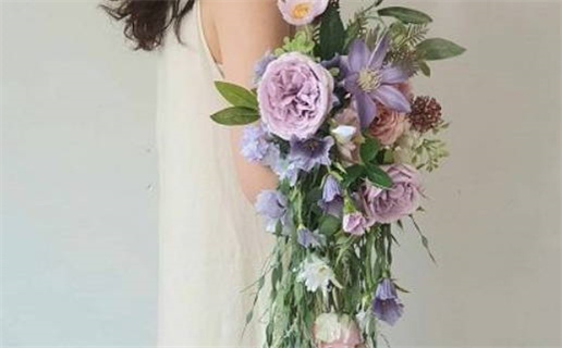 2025年12月13日结婚吉日查询 是办喜事好日子吗