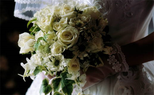 2024年10月24日领证吉日查询 今日领证结婚好吗